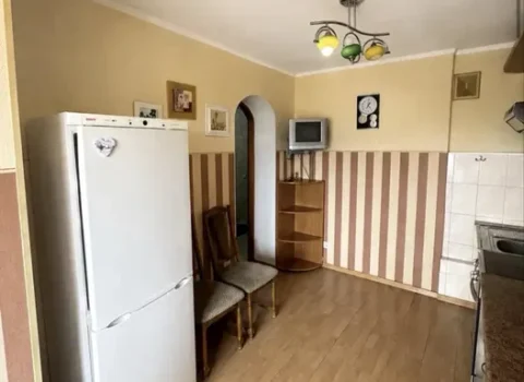 Продаж 2-кімнатної квартири в Києві — Полярна, 8-Є
